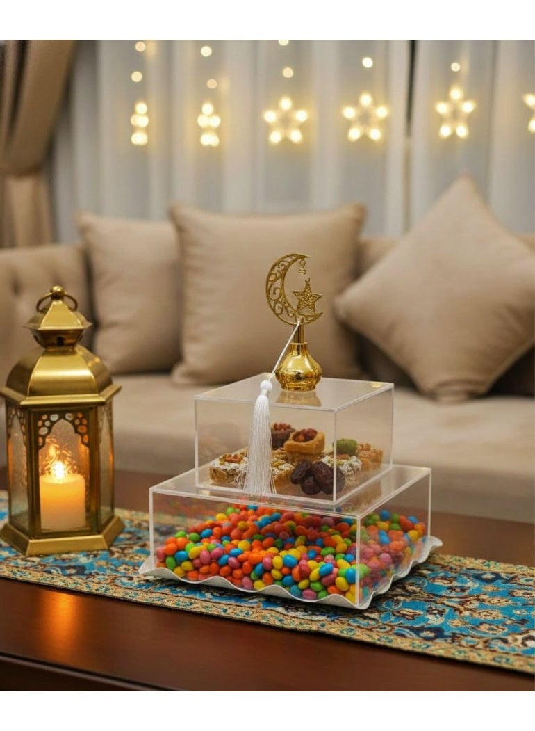 2-piece serving set with acrylic lids, size 20x20cm, size 15x15cm. Perfect for serving sweets, kunafa, and tarts to guests during Ramadan.